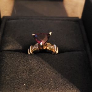 14KG Rhoadalite Garnet